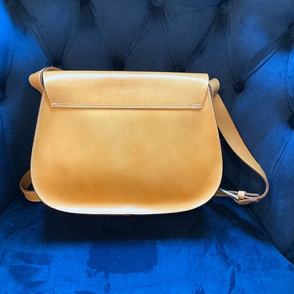 Francesco Biasia Tan Leather Crossbody Bag - Picture 9 of 12